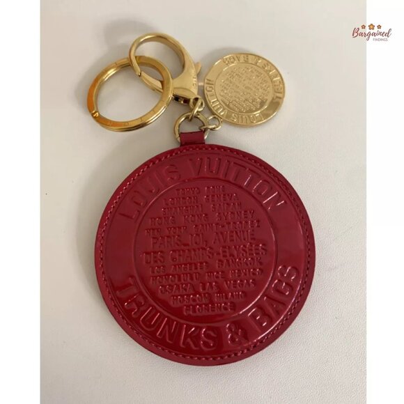 Authentic LOUIS VUITTON Red Gold Trunks & Bags Key Chain Bag Charms - Picture 12 of 12